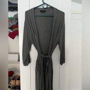 Hatch Maternity Robe